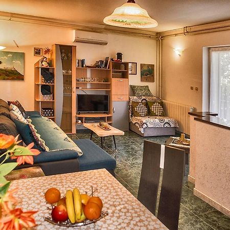 Apartment Lori Fažana Εξωτερικό φωτογραφία