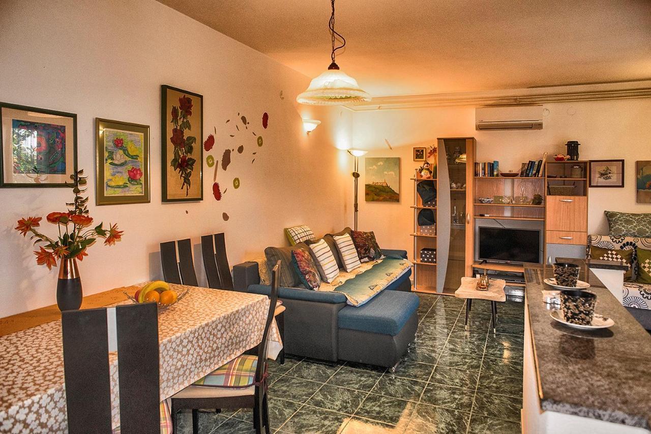 Apartment Lori Fažana Εξωτερικό φωτογραφία