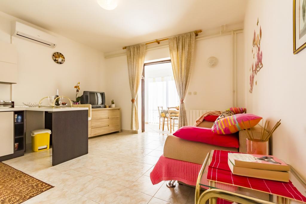 Apartment Lori Fažana Εξωτερικό φωτογραφία