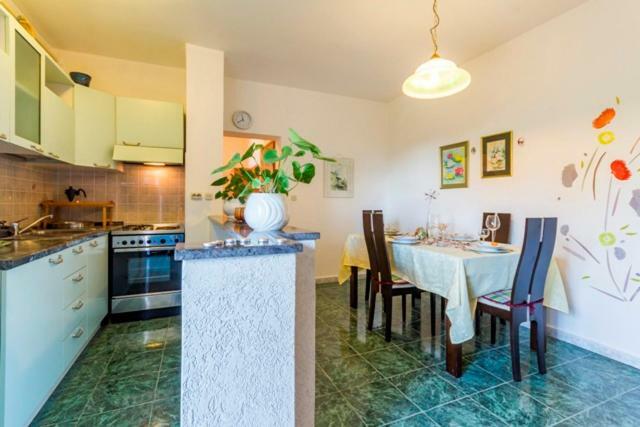 Apartment Lori Fažana Εξωτερικό φωτογραφία