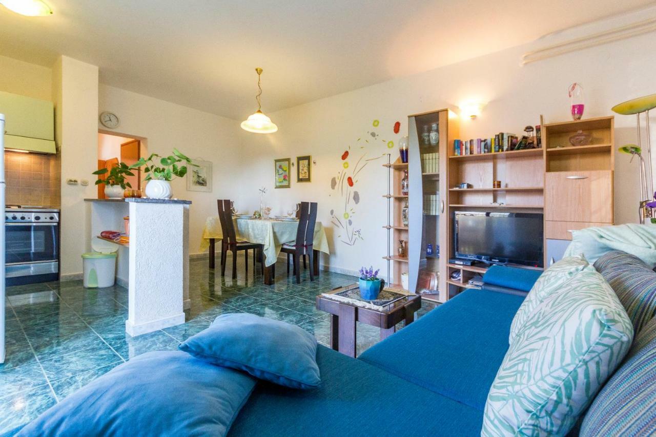 Apartment Lori Fažana Εξωτερικό φωτογραφία
