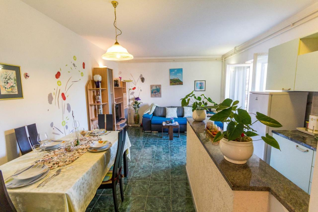 Apartment Lori Fažana Εξωτερικό φωτογραφία